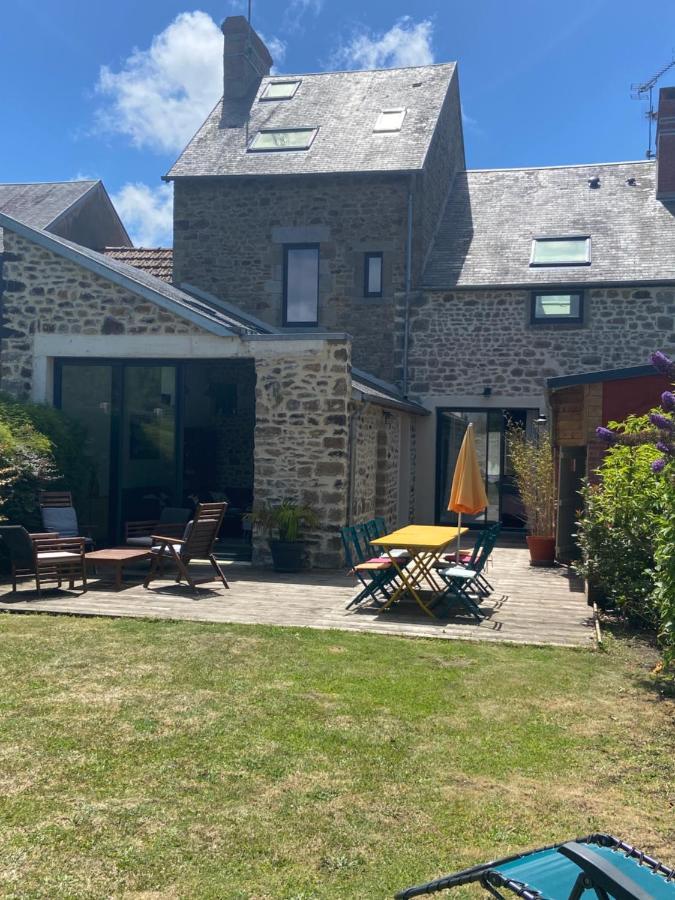 Le Cottage De La Baie Carolles Zewnętrze zdjęcie
